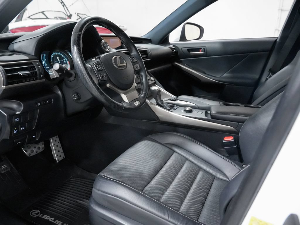 Used 2018 Lexus IS 350 F Sport RWD image 10