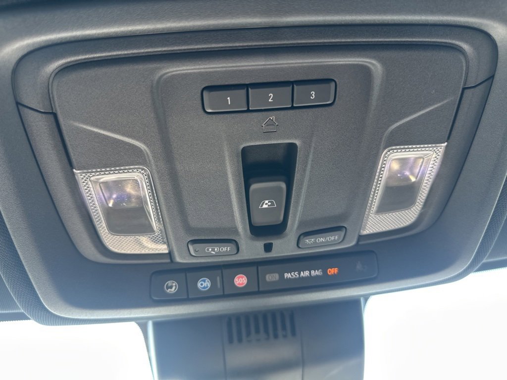 Used 2023 Chevrolet Silverado 1500 High Country w/ Technology Package image 51