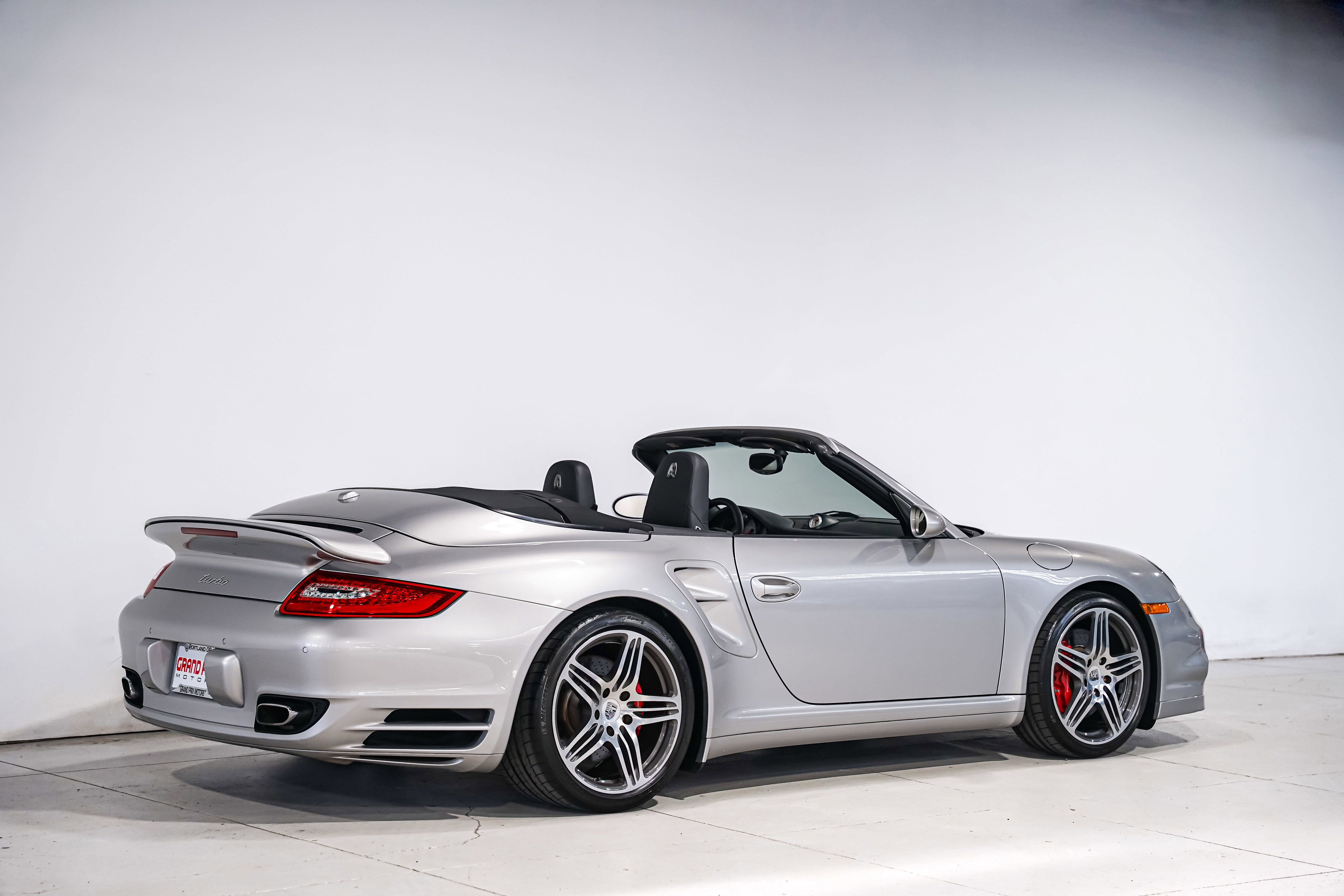 Used 2009 Porsche 911 Turbo image 3