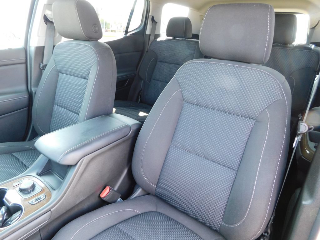 Used 2023 GMC Acadia SLE w/ Driver Convenience Package FWD image 15