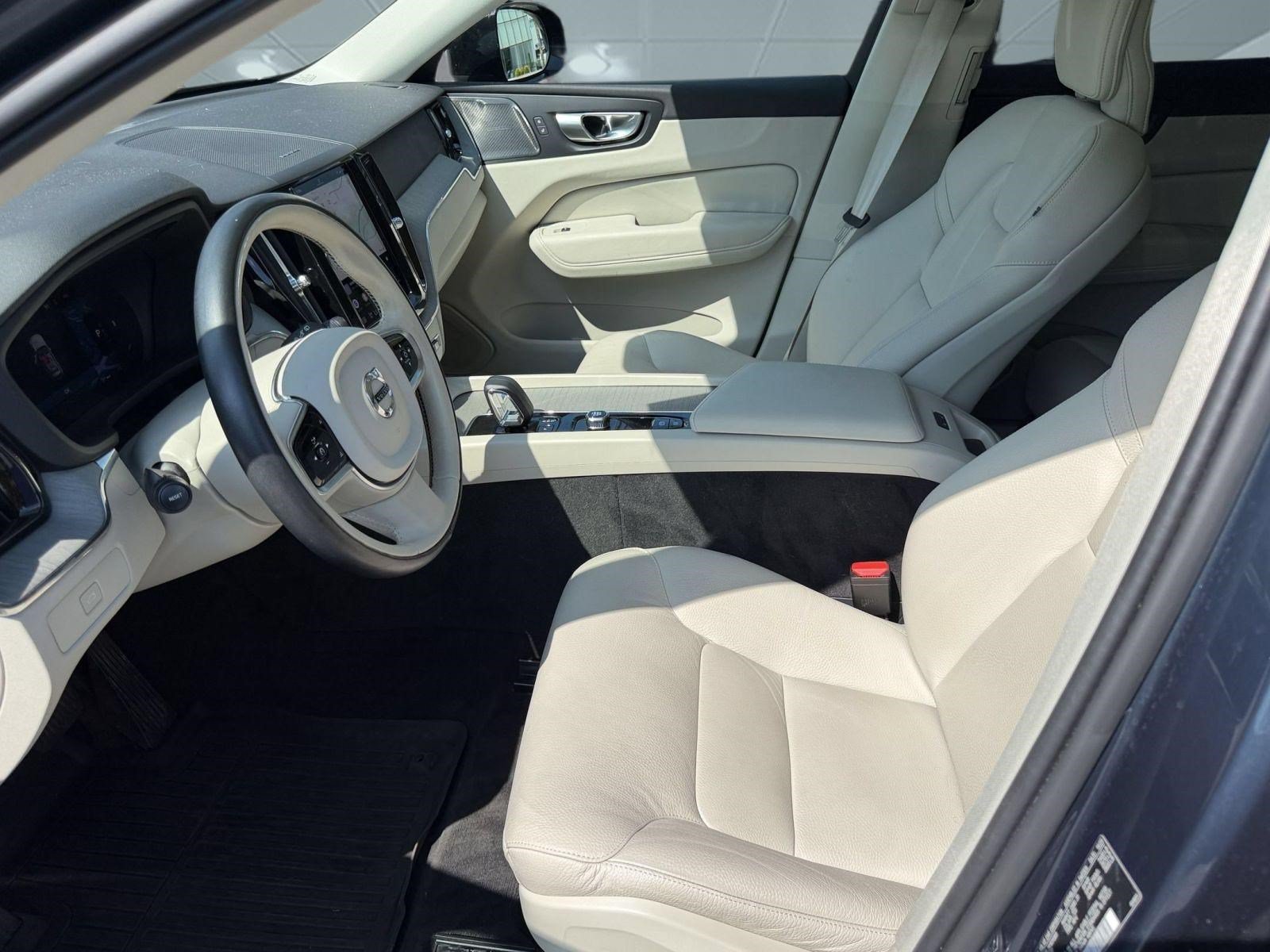 Used 2024 Volvo XC60 B5 Plus w/ Climate Package AWD/4WD image 5