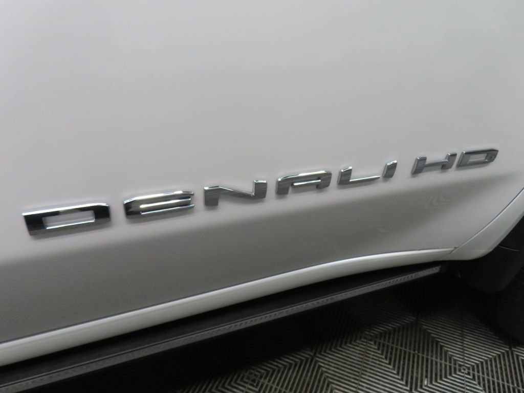 Used 2024 GMC Sierra 3500 Denali w/ Denali Reserve Package image 62