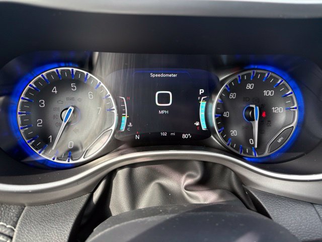 New 2027 Chrysler Pacifica Select FWD image 26