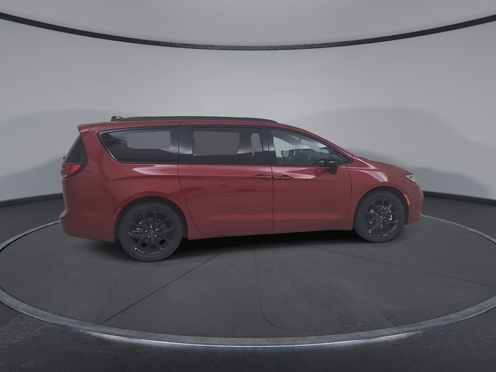 New 2026 Chrysler Pacifica Select image 16