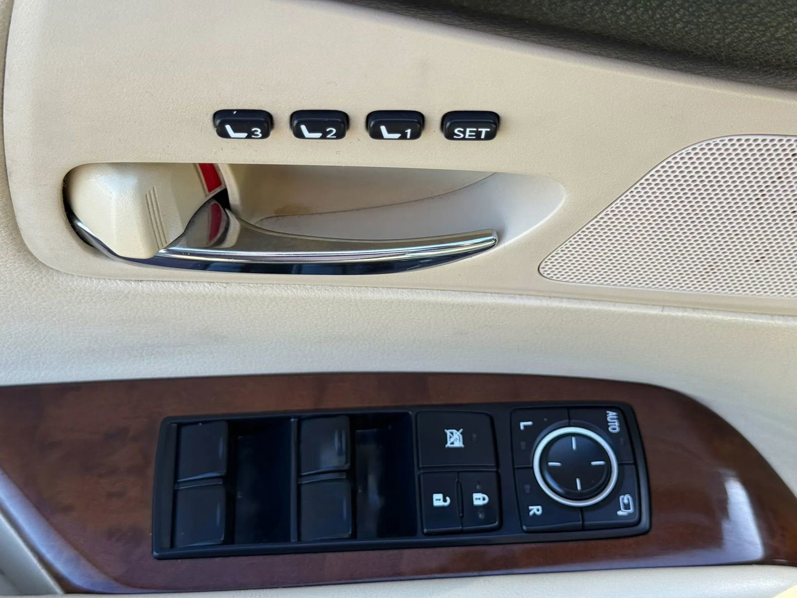 Used 2013 Lexus RX 350 AWD w/ Navigation Pkg image 15