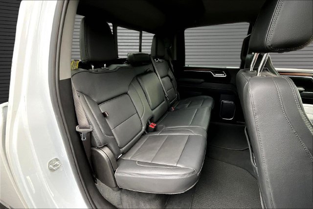 Used 2025 GMC Sierra 2500 Denali w/ Technology Package AWD/4WD image 26