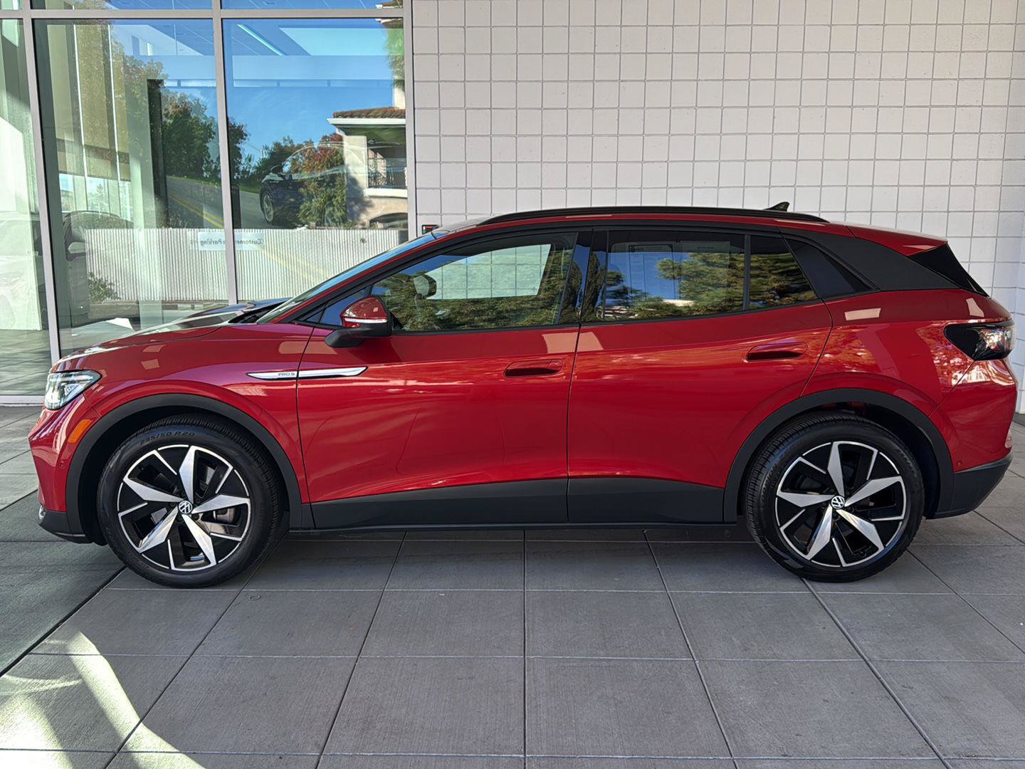 Certified 2023 Volkswagen ID.4 Pro S RWD image 3