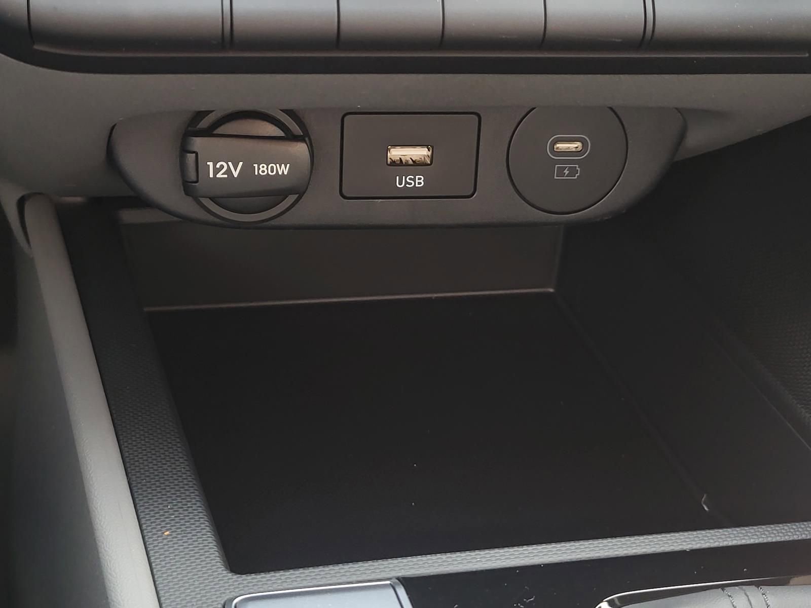 New 2026 Hyundai Elantra SE image 17