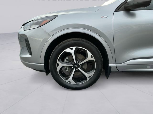 Used 2024 Ford Escape ST-Line Select w/ Tech Pack #2 image 9