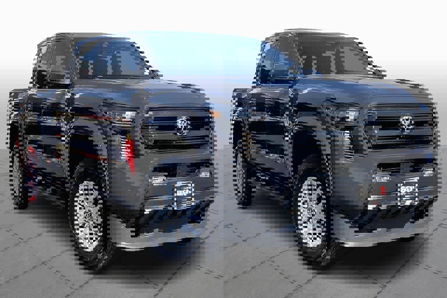 Used 2024 Toyota Tacoma SR5 image 3