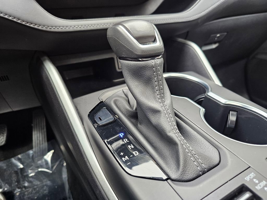 Certified 2025 Toyota Highlander XSE image 41
