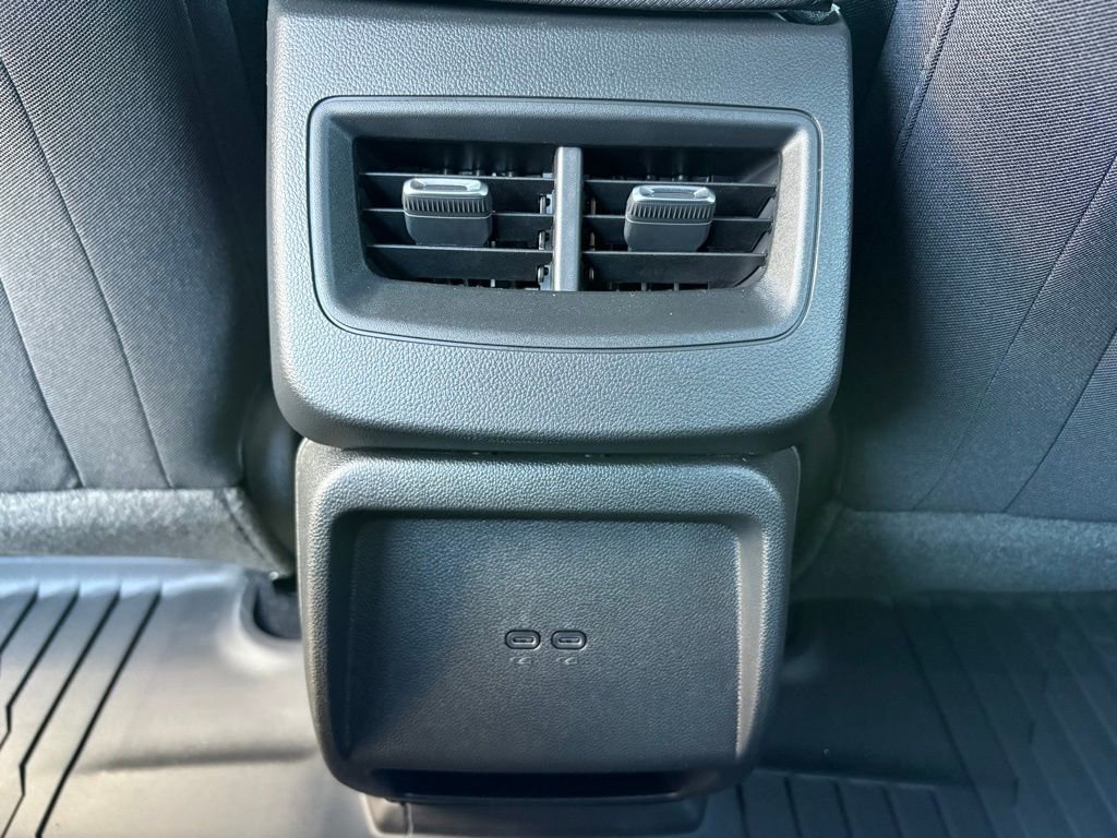 New 2026 Chevrolet Equinox EV LT w/ Midnight Package image 26