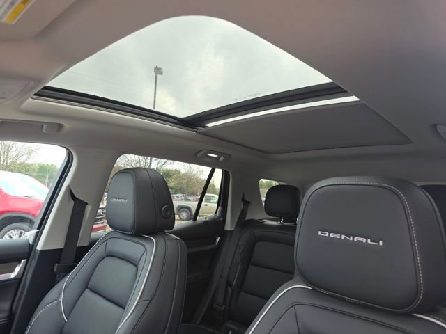 New 2026 GMC Terrain Denali image 4