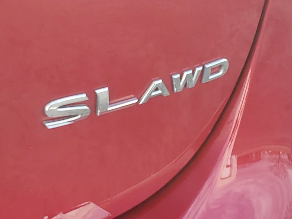 Used 2018 Nissan Rogue Sport SL w/ SL Premium Package image 8