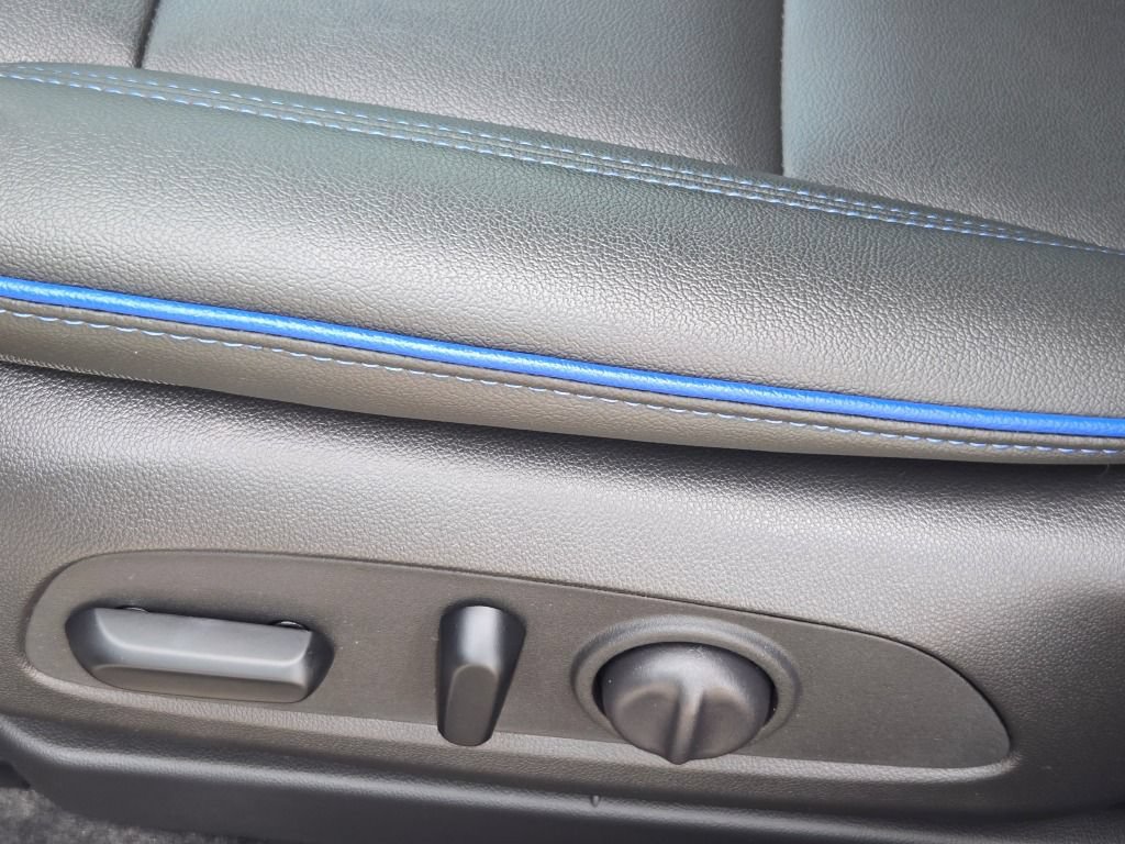 Used 2025 Buick Envista Sport Touring w/ Convenience I Package FWD image 20