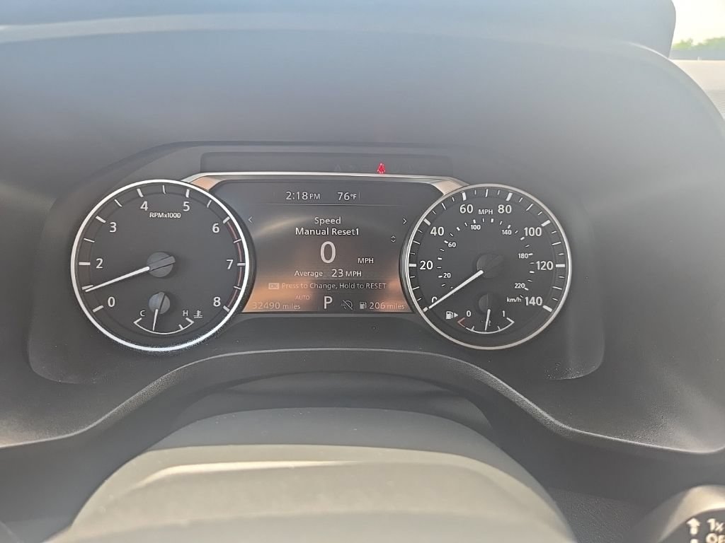 Used 2025 Nissan Rogue SV AWD/4WD image 17