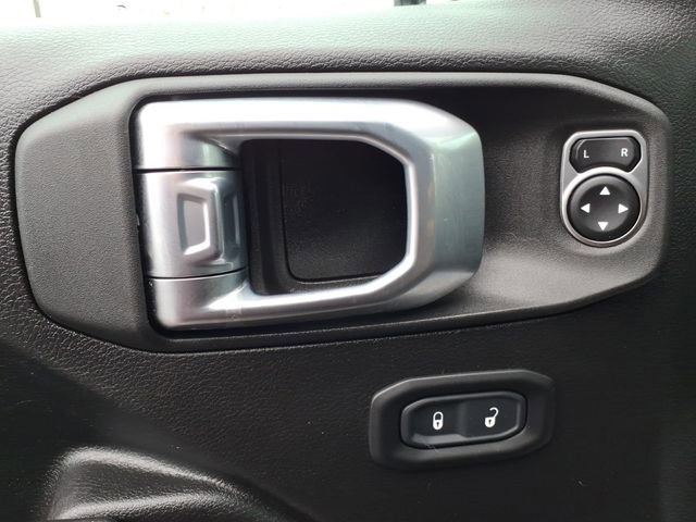 Certified 2023 Jeep Wrangler Altitude image 23