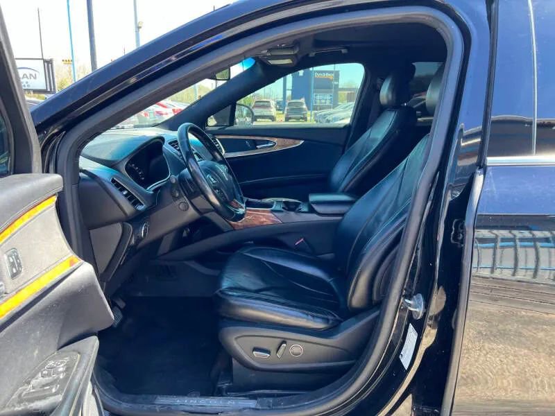 Used 2016 Lincoln MKX Reserve w/ Technology Package image 10