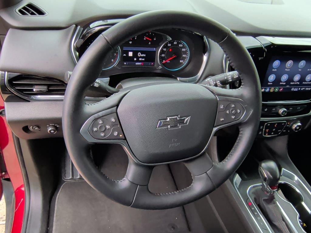 Used 2022 Chevrolet Traverse RS image 16