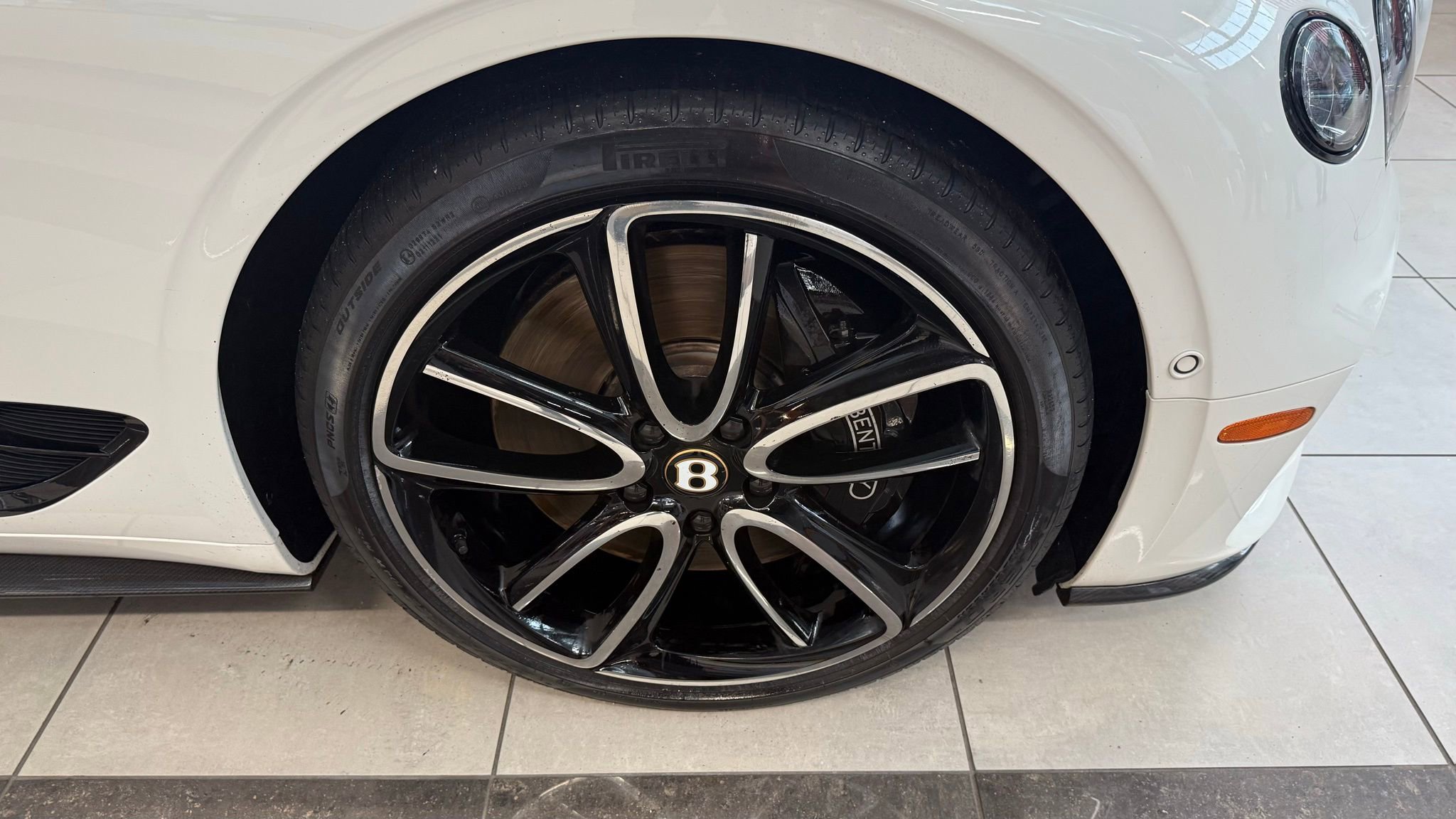 Used 2020 Bentley Continental GT image 28