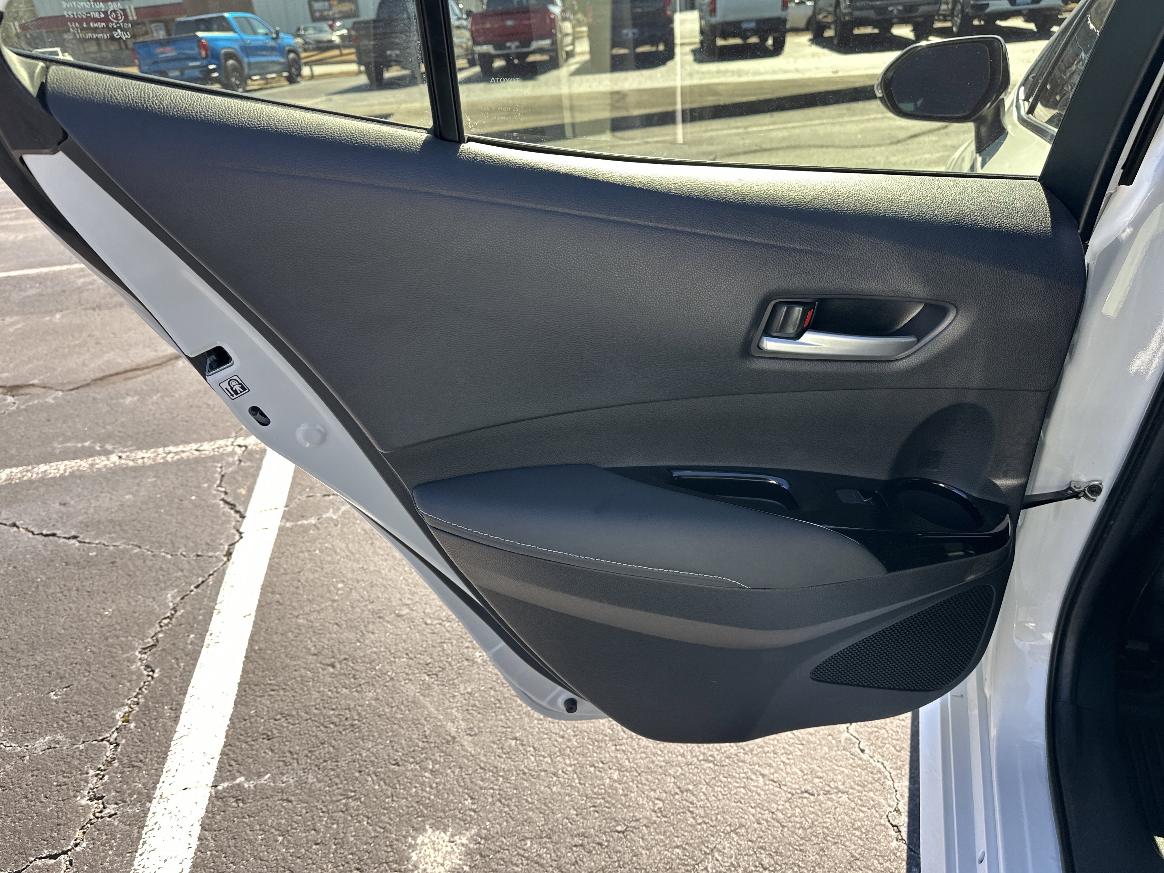 Used 2023 Toyota Corolla SE image 22