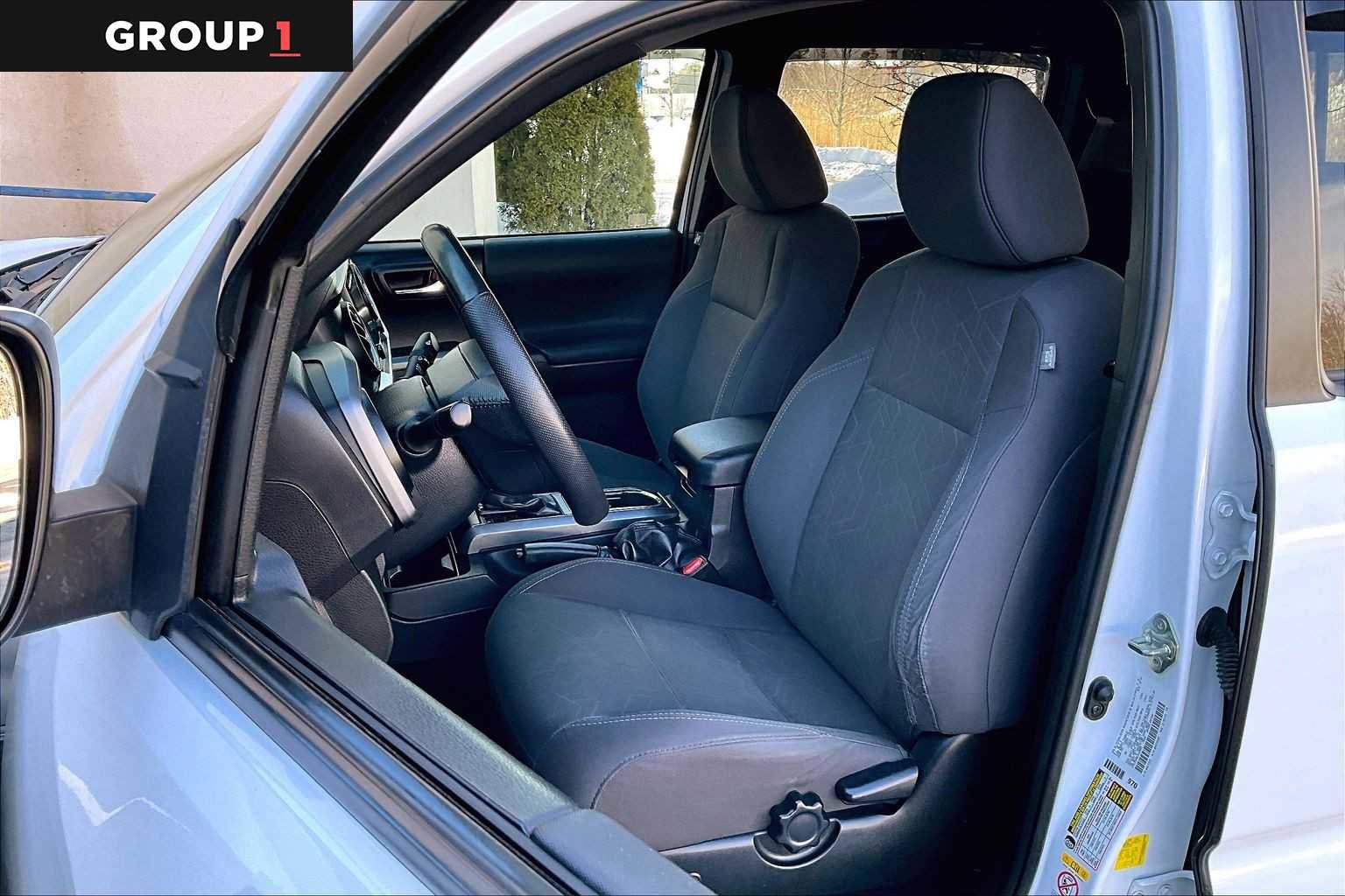 Certified 2018 Toyota Tacoma TRD Off-Road w/ Technology Package image 9