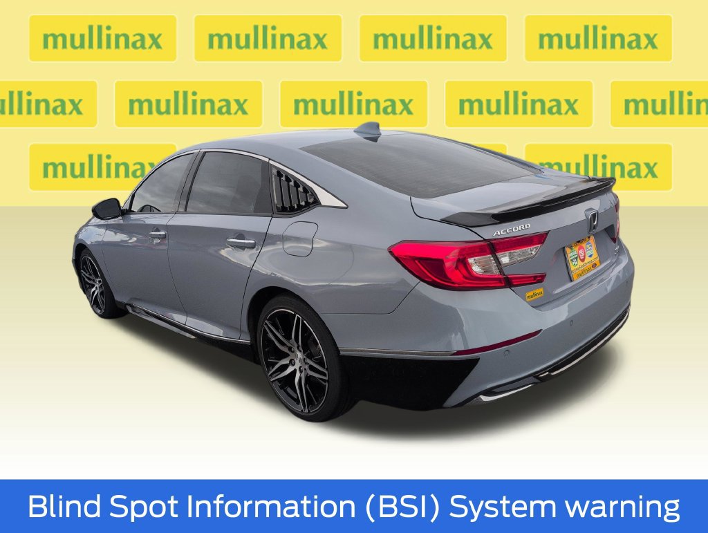 Used 2022 Honda Accord Touring image 6