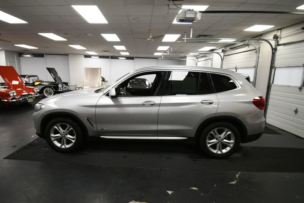 Used 2018 BMW X3 xDrive30i image 5