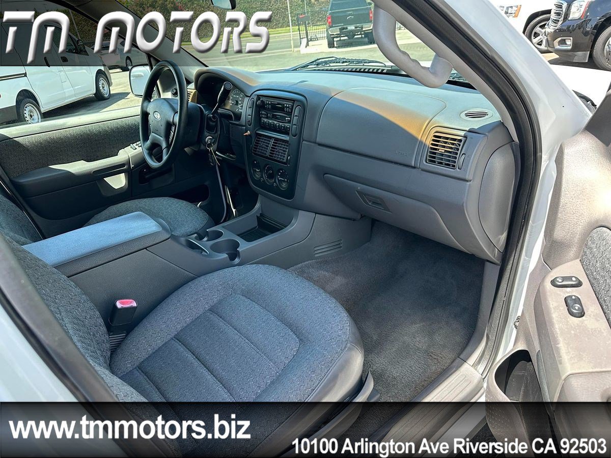 Used 2002 Ford Explorer XLS RWD image 11
