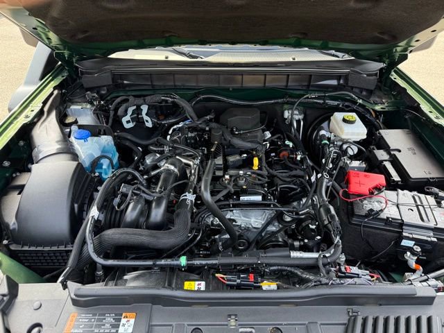 Used 2024 Ford Bronco Everglades image 17