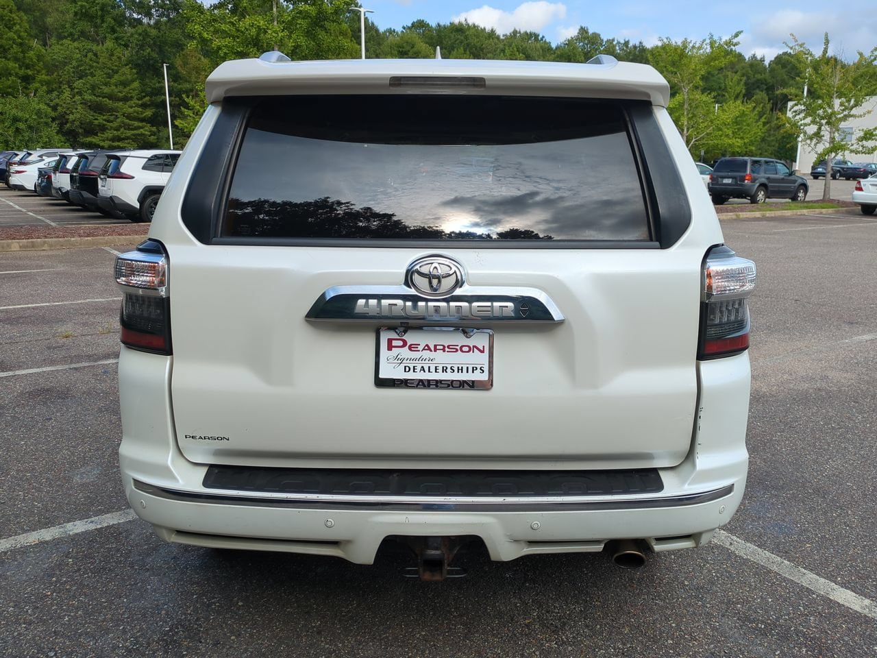 Used 2016 Toyota 4Runner Limited w/ Four Season Floor Mat Package AWD/4WD image 5