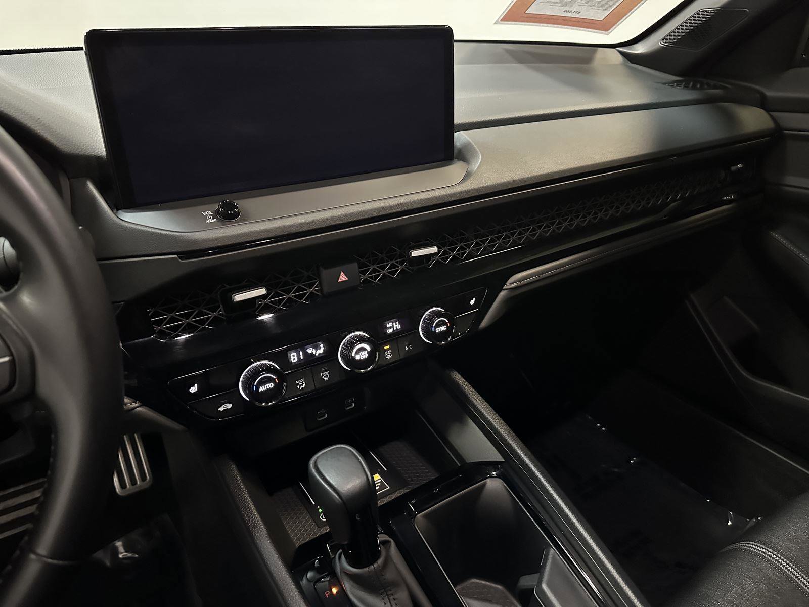 Used 2025 Honda Accord Sport image 28