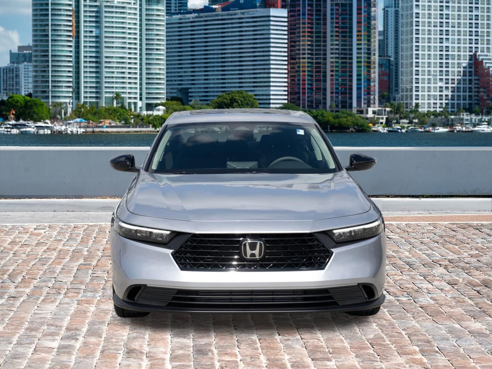 Certified 2025 Honda Accord SE image 2