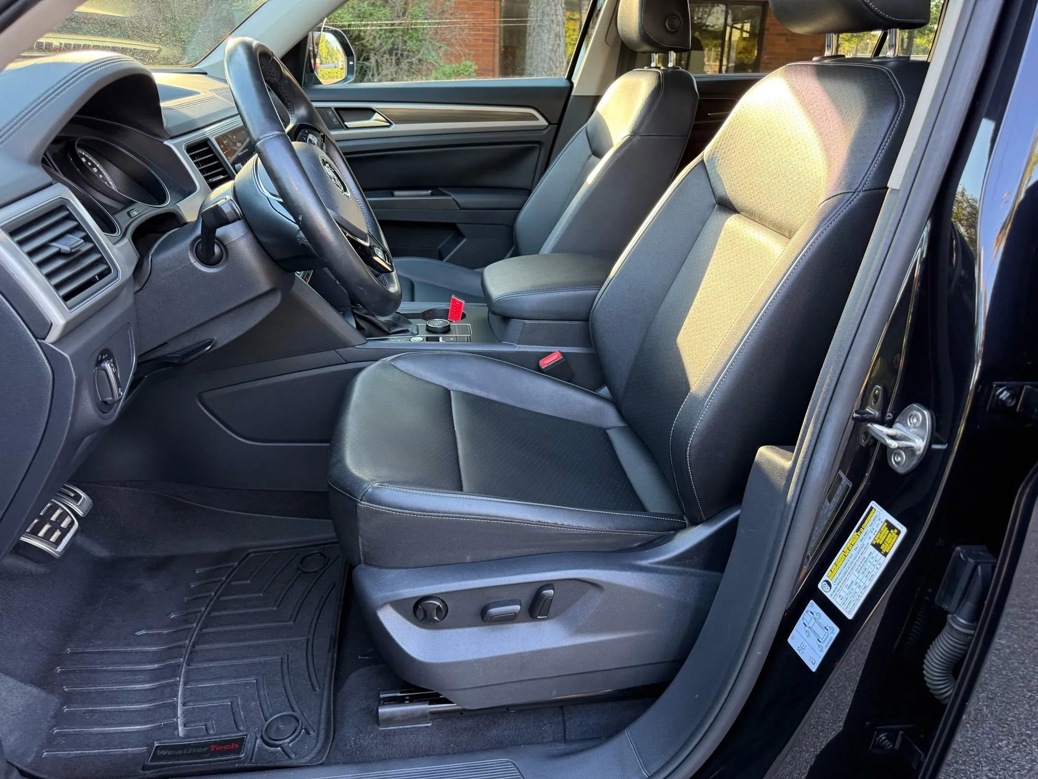 Used 2019 Volkswagen Atlas SE w/ Panoramic Sunroof Package image 15