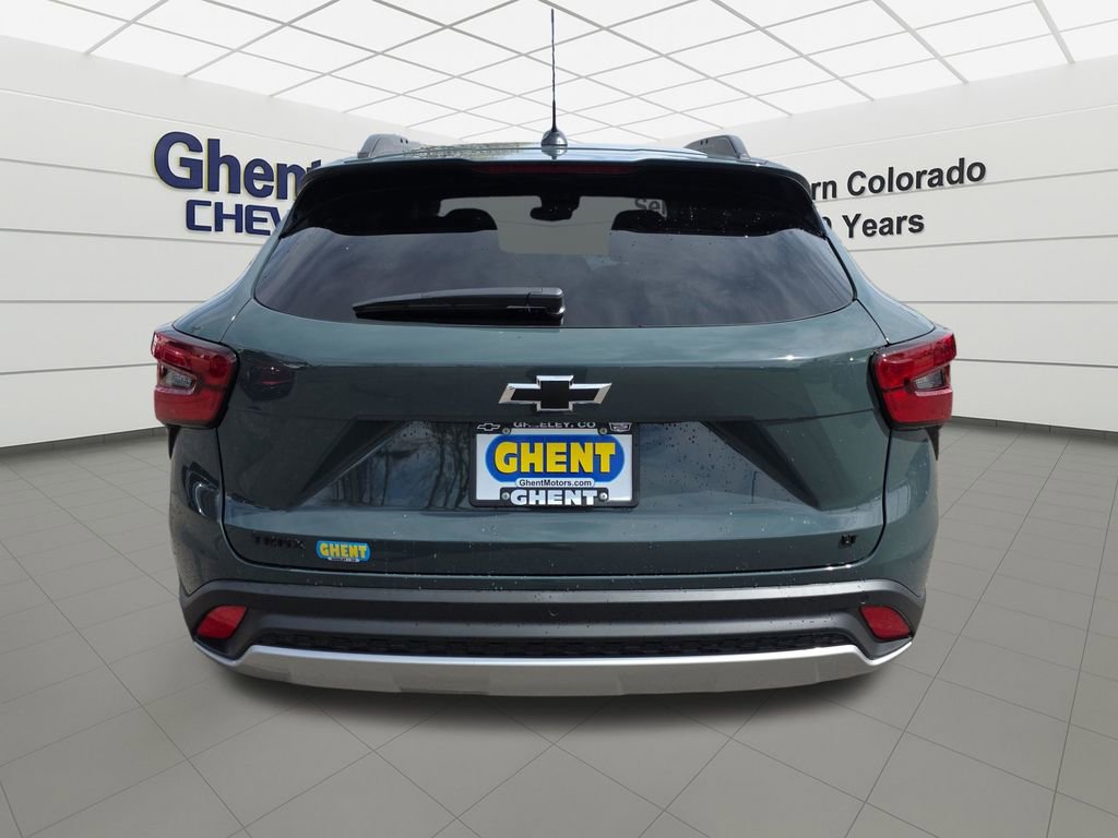 New 2026 Chevrolet Trax LT w/ Driver Confidence Package FWD image 4