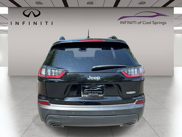 Used 2022 Jeep Cherokee Latitude Lux w/ Mopar Interior Package FWD image 6