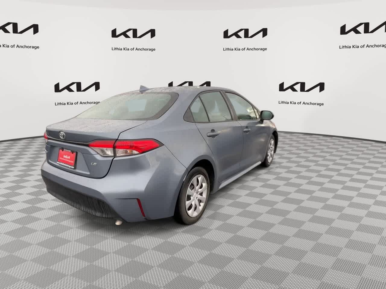 Used 2024 Toyota Corolla LE FWD image 8