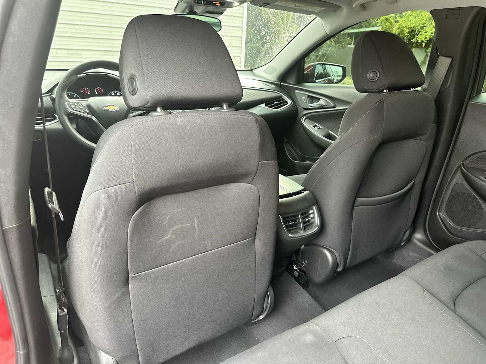 Used 2023 Chevrolet Malibu LT FWD image 16