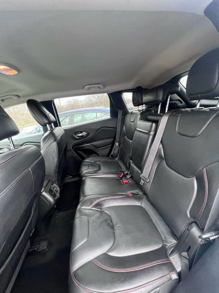 Used 2014 Jeep Cherokee Trailhawk w/ Comfort/Convenience Group image 7