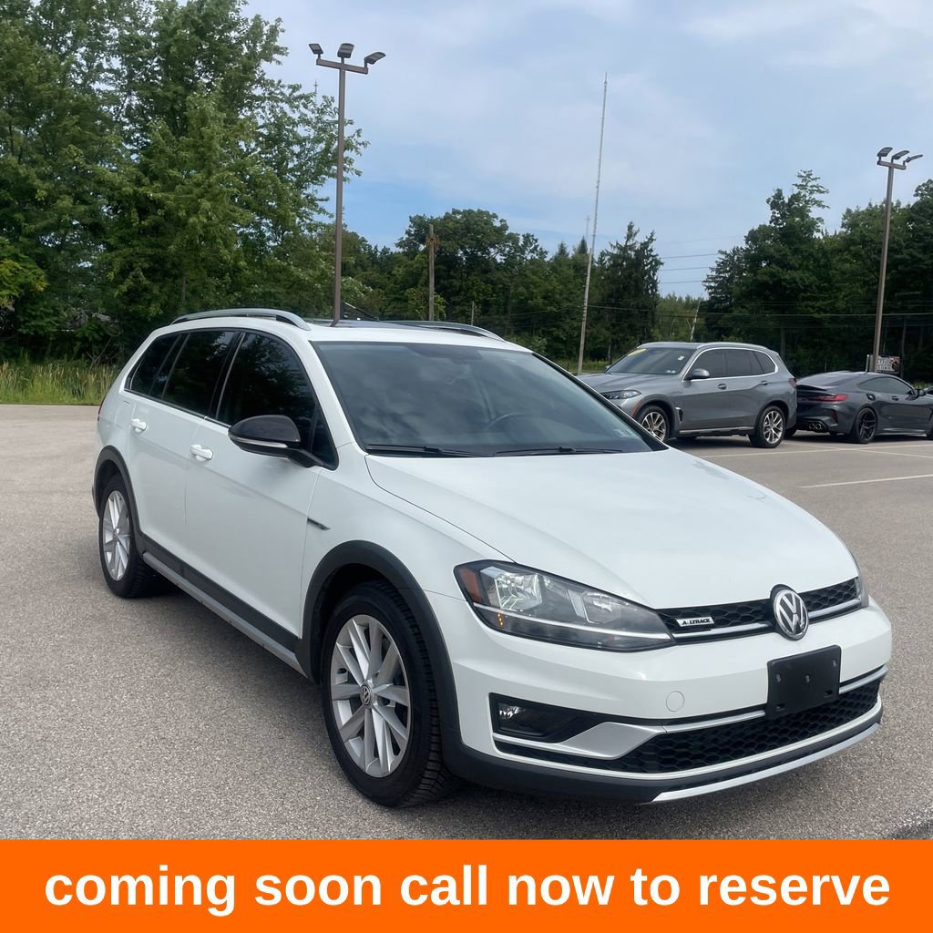 Used 2019 Volkswagen Golf Alltrack S AWD/4WD image 1
