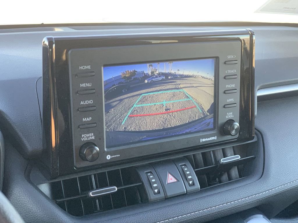 Used 2022 Toyota RAV4 XLE Premium image 12