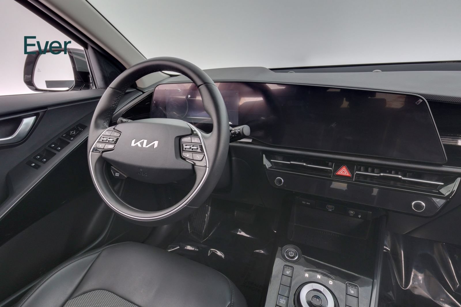 Used 2025 Kia Niro Wind FWD image 25