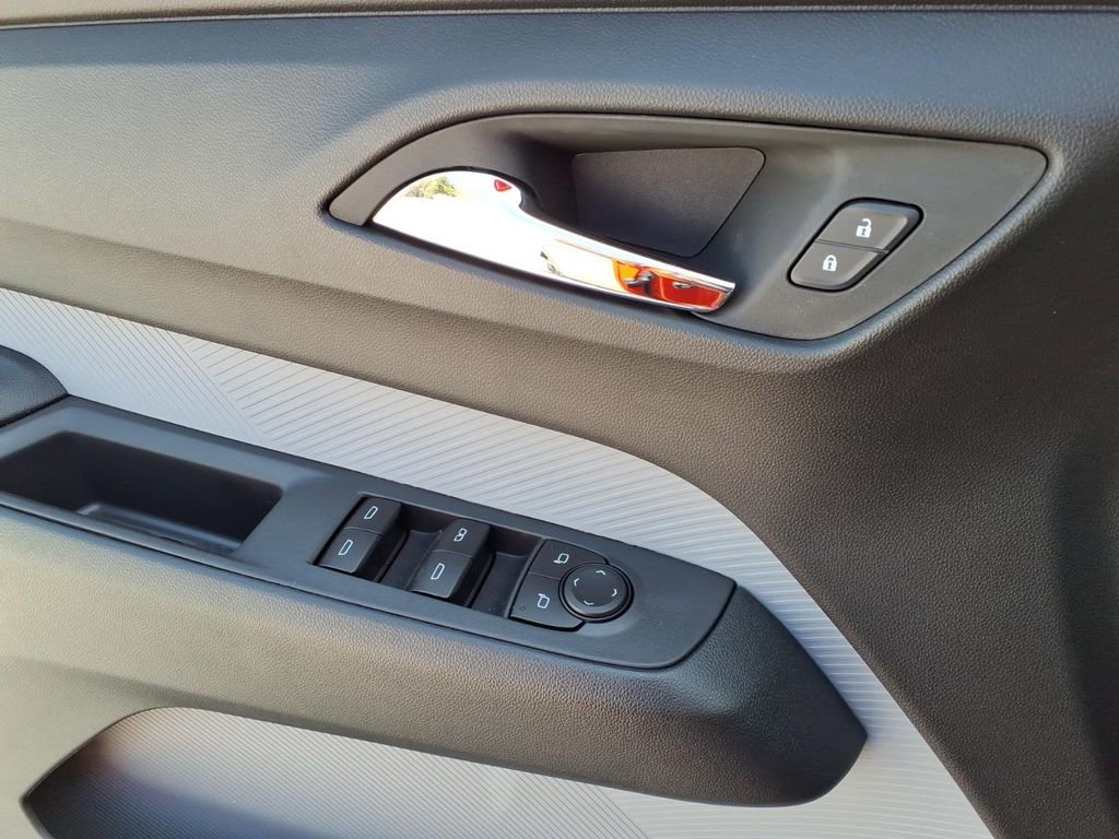 New 2027 Chevrolet Bolt RS w/ Technology Package image 30