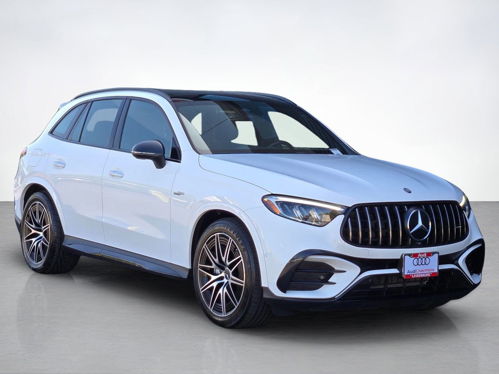 Used 2025 Mercedes-Benz GLC 43 AMG 4MATIC image 8