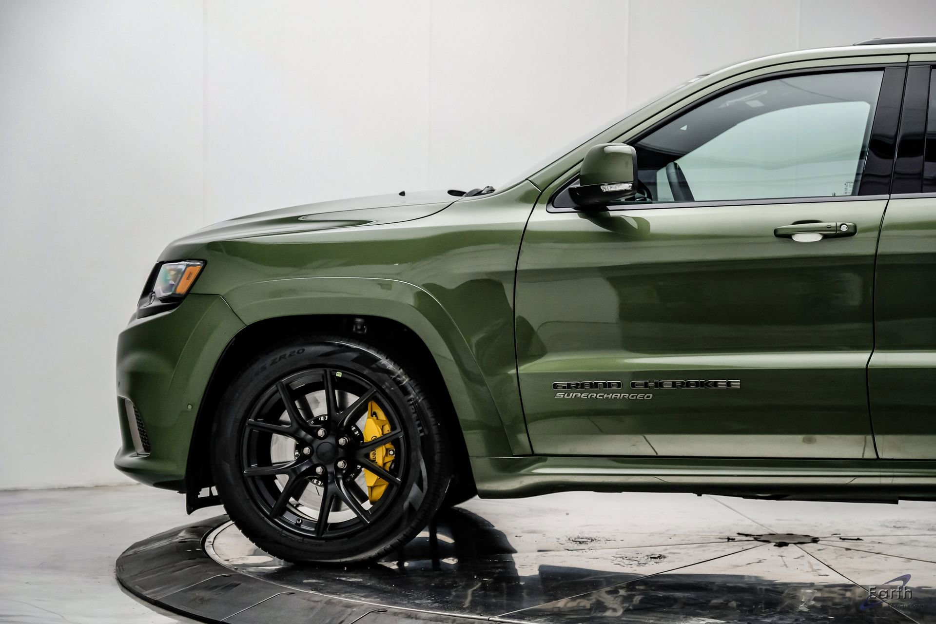 Used 2021 Jeep Grand Cherokee Trackhawk w/ Trailer Tow Group IV image 10