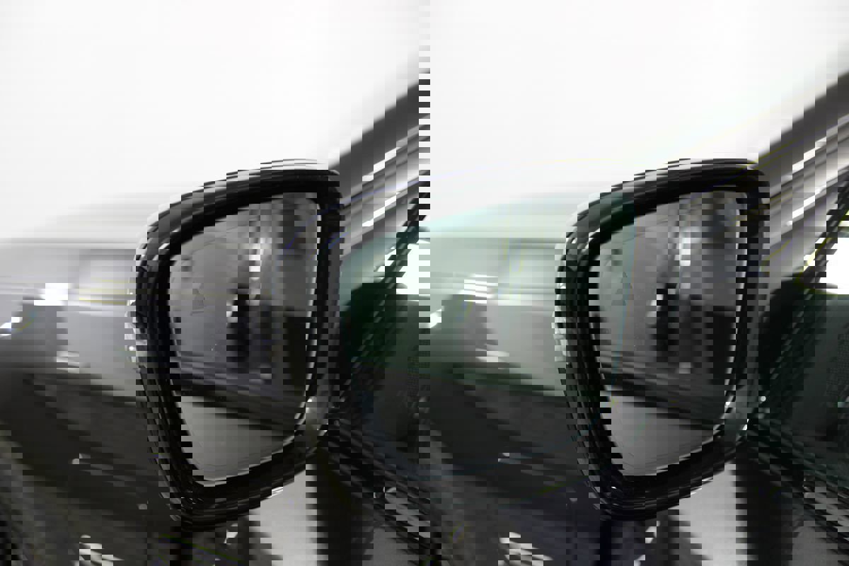 Used 2023 BMW 530e 530e w/ M Sport Package image 45