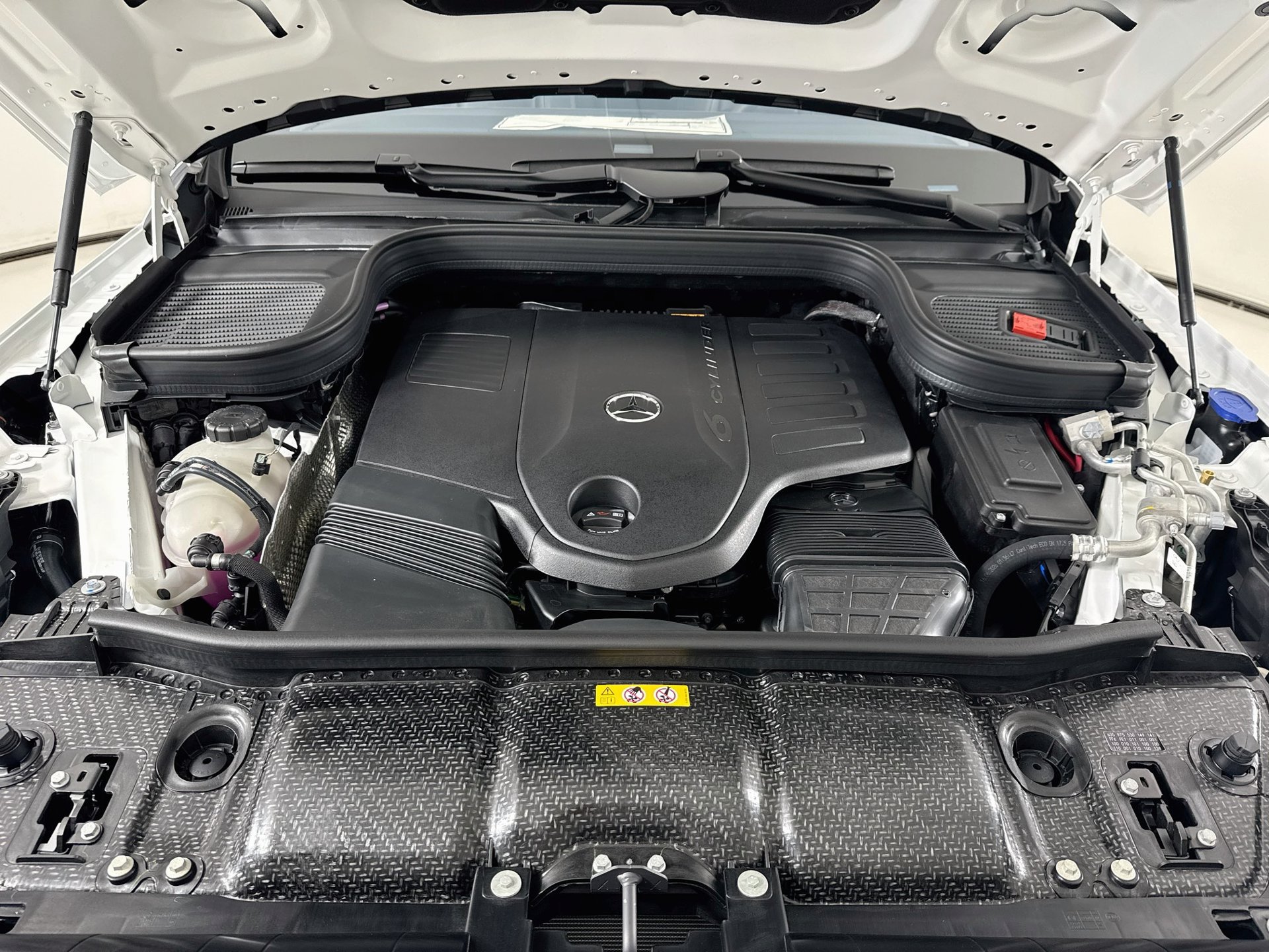 New 2027 Mercedes-Benz GLS 450 4MATIC image 34