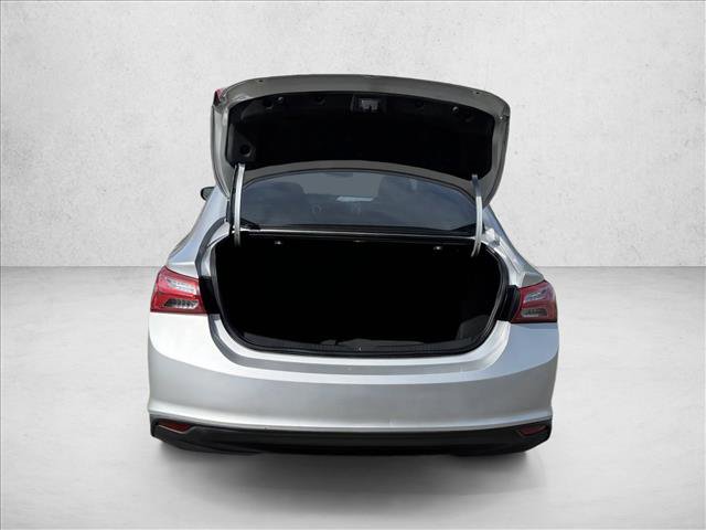 Used 2020 Chevrolet Malibu LT FWD image 7