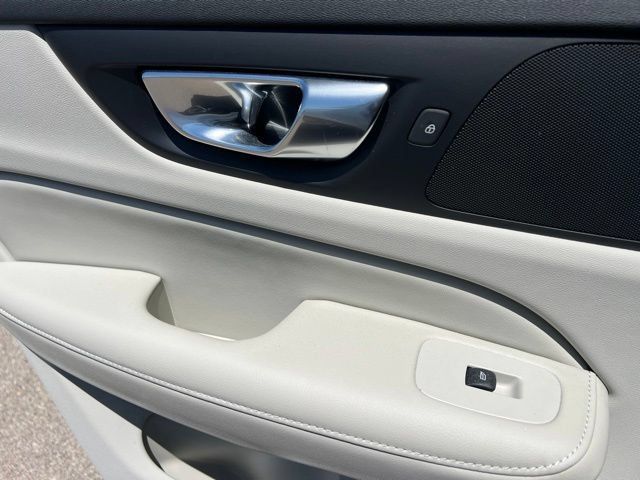Used 2023 Volvo S60 B5 Core w/ Climate Package FWD image 25