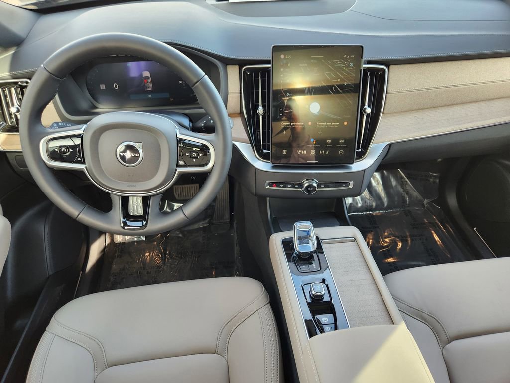 New 2026 Volvo XC90 B6 Core image 15